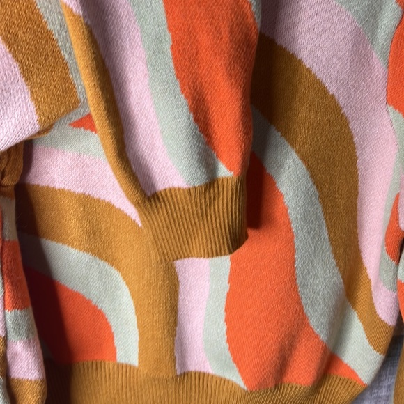 L. A. Hearts Sweater Retro - Picture 6 of 6